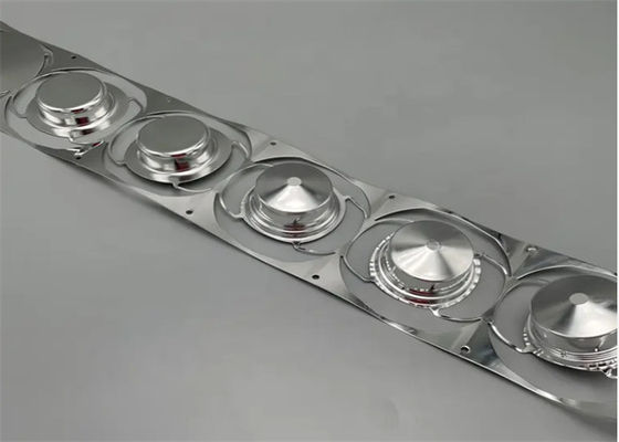 Sterkte Persoonlijke stempelplaat Metalen onderdelen Vervaardiging Lichtgewicht
