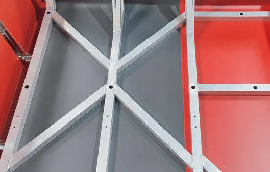 Vervaardiging van naadloze platen van metaal Lassen van kleine metalen onderdelen