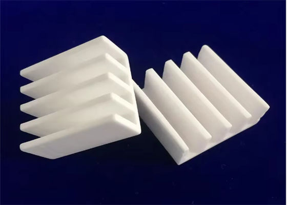 Gepersonaliseerde siliconcarbide-warmtebak glad oppervlak Finish ISO9001
