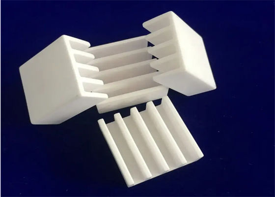 Gepersonaliseerde siliconcarbide-warmtebak glad oppervlak Finish ISO9001