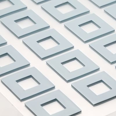 Thermisch geleidende grijs hoge temperatuur siliconen rubber pad met 0,3 mm tot 15 mm monsters beschikbaar