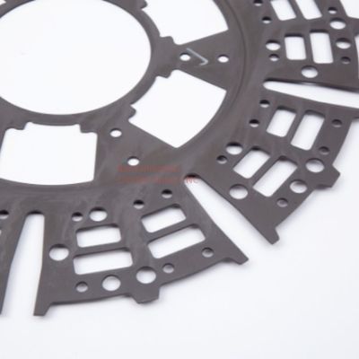 Aangepaste Stempelplaatwerk Service Hoge precisie voor 0,5 mm tot 10 mm dikte plaatwerk onderdelen
