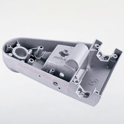 Op maat gemaakte spuitgietonderdelen ISO 9001 2015 ISO TS16949 2009 industriële apparatuurcomponenten